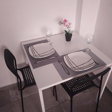 מאלגה Apartamentos Coris Urban Center מראה חיצוני תמונה